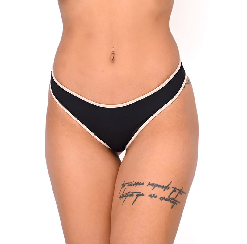 Lexi Bottom Black y Sesgo Nude