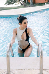 Caoba One Piece - Negro y Nude