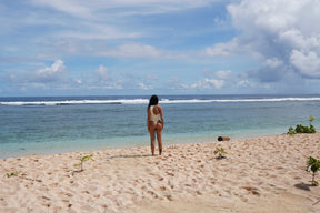 Araw One Piece Blanco Crema