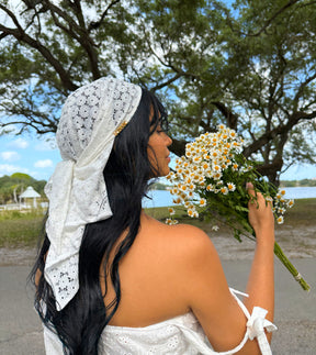 Pañoleta Margarita Blanca