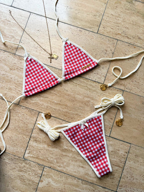 Tiny Top Cuadros Rojos y tiras Blanco Crema