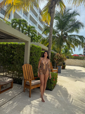 Isla One Piece Crochet Degradado Cafe